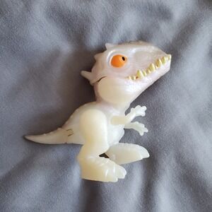 Jurassic World Snap Squad Wave 2 Pearlescent Indominus Rex Figure Mattel